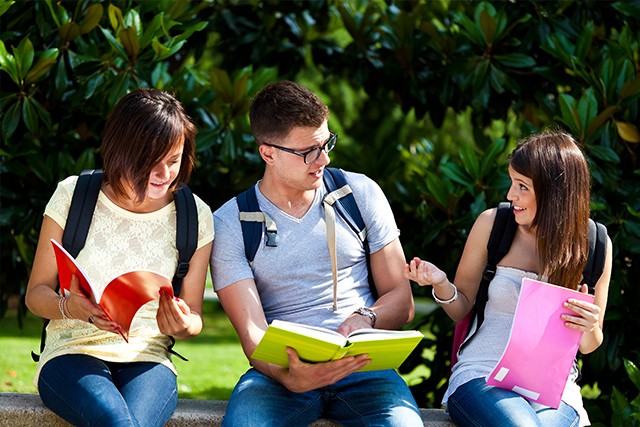 Divulgació infantil i juvenil