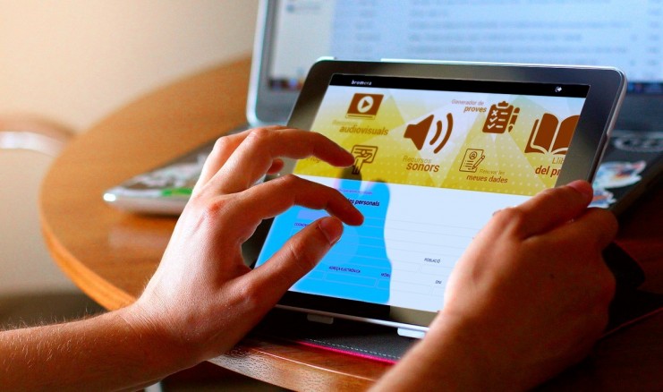 Edicions Bromera ofereix gratuïtament recursos educatius per a estudiar a casa