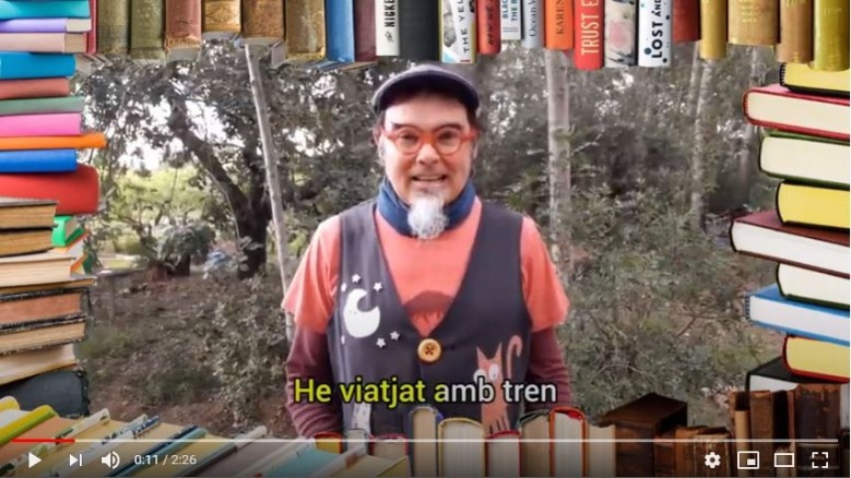 Canta en família amb la versió karaoke de "Cuidem els llibres"!