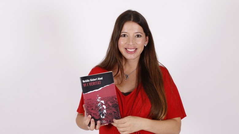 «Vi i veritat», I Premi Isabel-Clara Simó de Novel·la – ciutat d’Alcoi arriba a llibreries